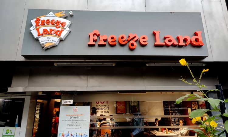 Freeze Land Restaurant